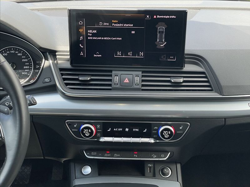 Audi Q5 2,0 40TDI quattro A7 Advanced - fotka 12 z 23
