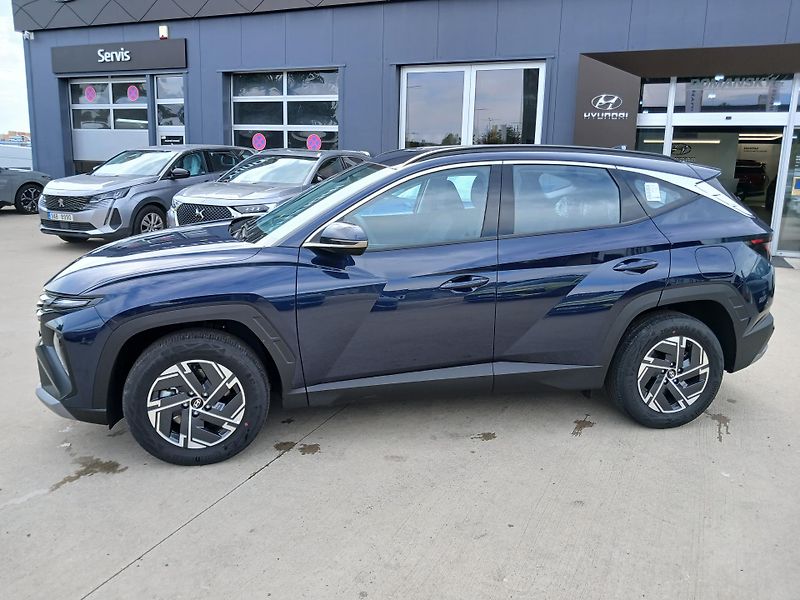 Hyundai Tucson 1,6 T-GDI SMART Nový vůz - fotka 2 z 12