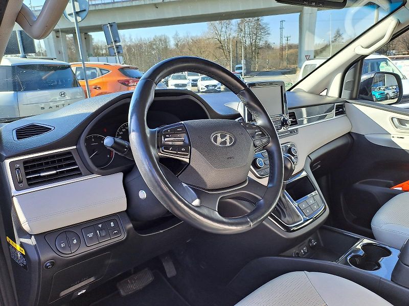 Hyundai H 1 (2019) GRAND STAREX 2.5 CRDi AT 2WD - fotka 14 z 26