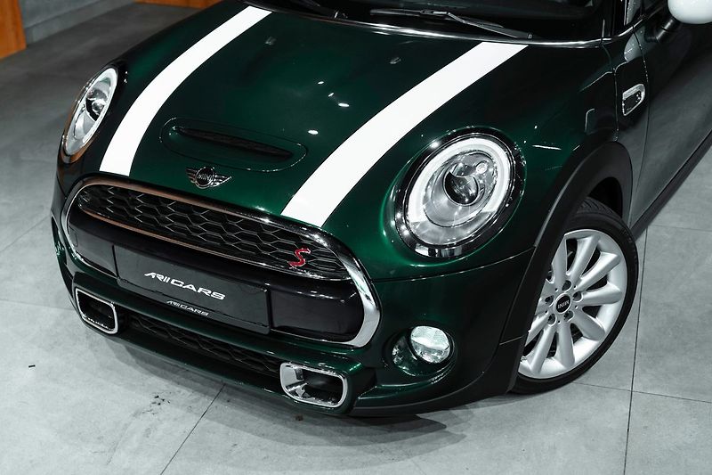 Mini Cooper S - fotka 4 z 20