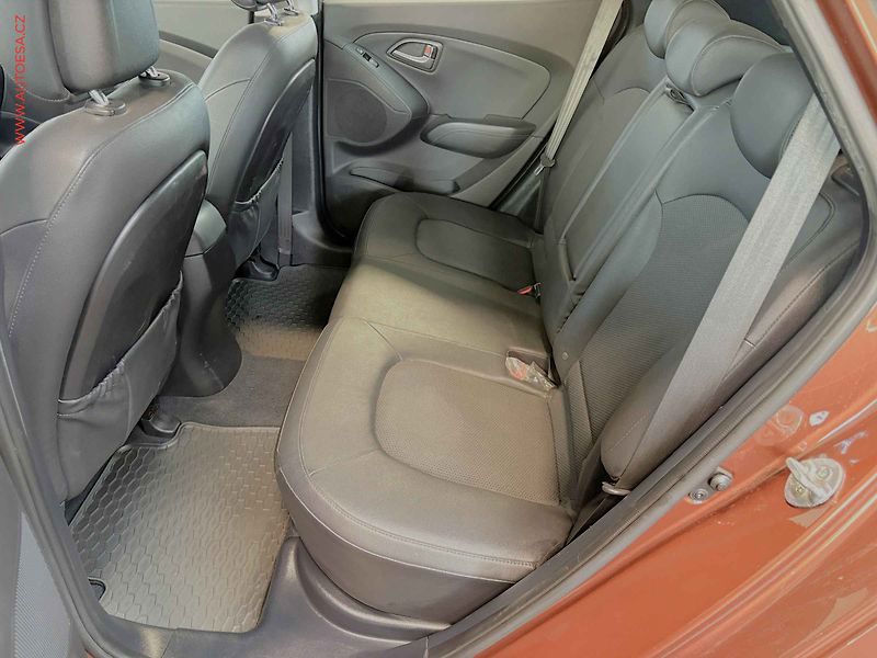 Hyundai ix35 (2014) 1.7 CRDi, ČR, Trikolor Plus - fotka 10 z 14