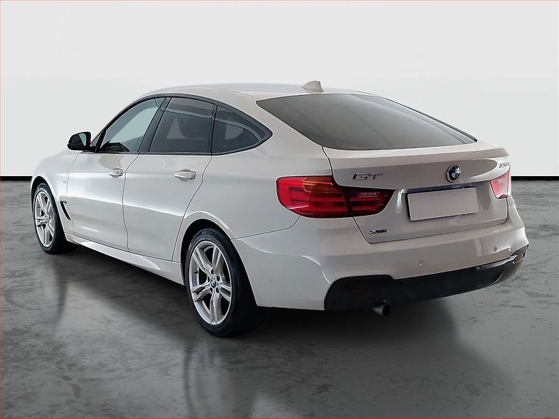 BMW Řada 3 (2015) 320d xDrive GT, 4X4, Automat - fotka 4 z 18