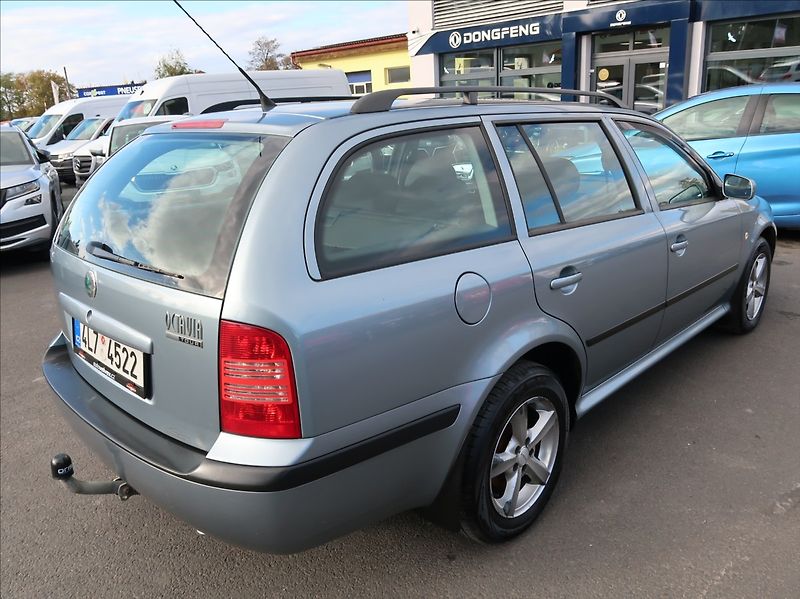 Škoda Octavia 1,6 MPi,75kW,NovéČR,tažné - fotka 3 z 22
