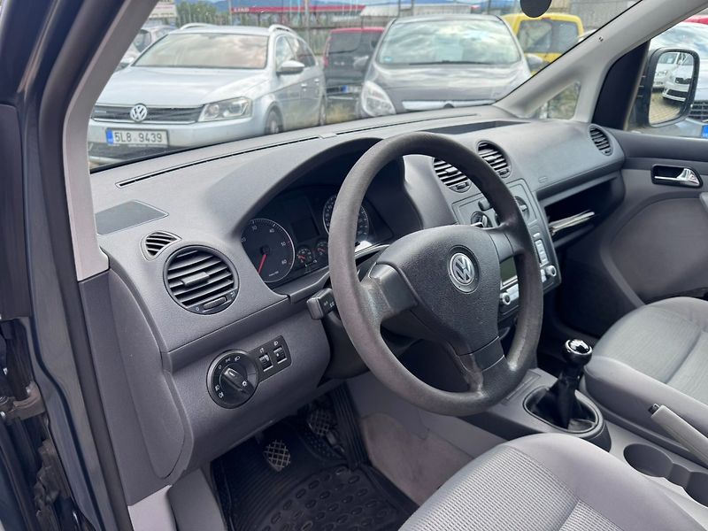 Volkswagen Caddy (2006) 1,9 TDI 77KW TAŽNÉ 2X PNEU STK - fotka 21 z 44