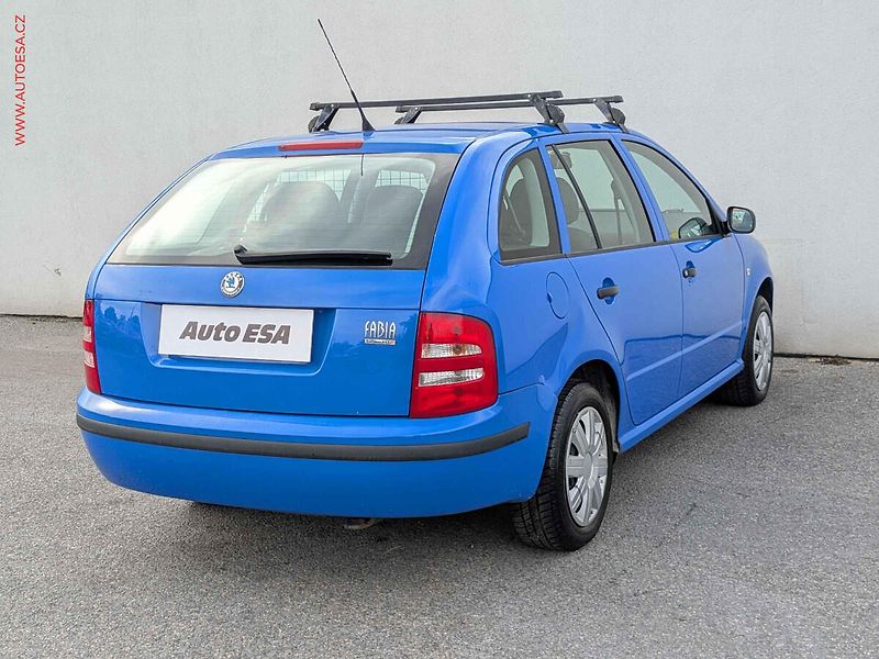 Škoda Fabia (2003) 1.2 12V, 2.maj,ČR, Klima - fotka 4 z 17