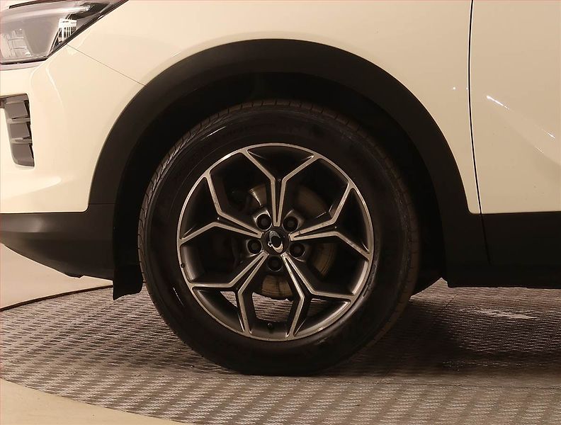 SsangYong Korando (2021) 1.5 T-GDI, Automat, Serv.kniha - fotka 15 z 19