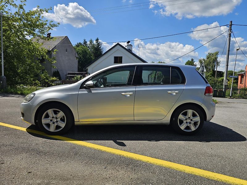 Volkswagen Golf (2008) 6 2.0TDI KLIMA - fotka 2 z 20