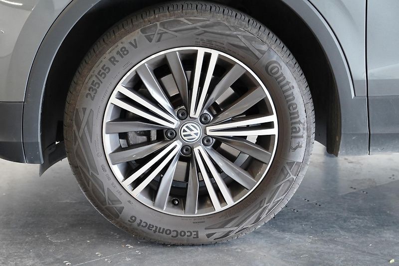 Volkswagen Tiguan Allspace - fotka 10 z 30