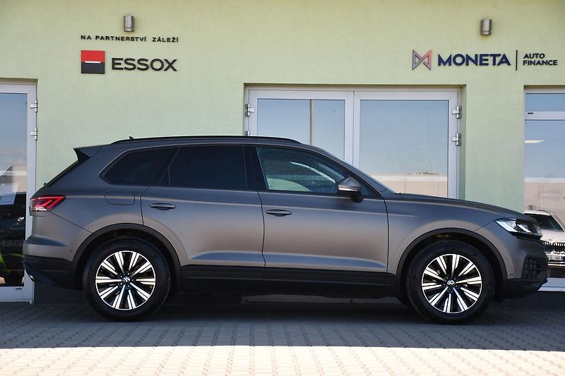 Volkswagen Touareg 3.0TDI 2.SADA KOL ČR - fotka 6 z 54