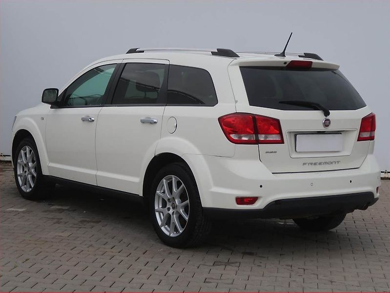 Fiat Freemont (2013) 2.0 MultiJet, 4X4, Automat - fotka 4 z 16
