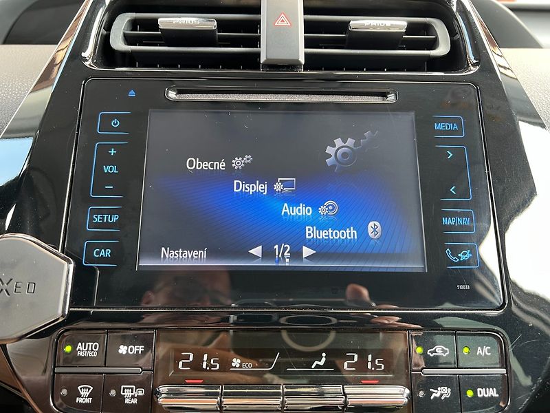 Toyota Prius (2016) 1.8VVT-i HYBRID Kamera! HUD! - fotka 30 z 39