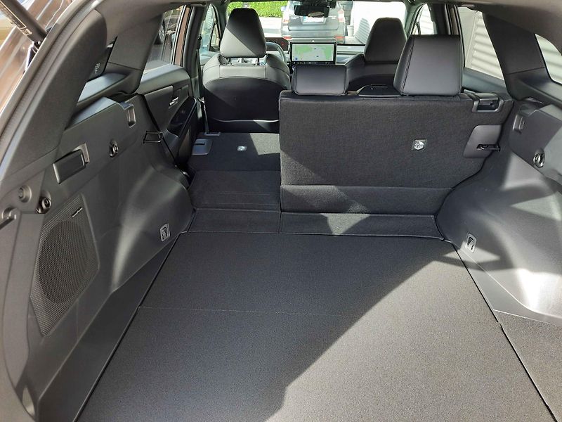 Subaru E-Outback (2026) Executive 75 kWh AWD 280 kW - fotka 34 z 52