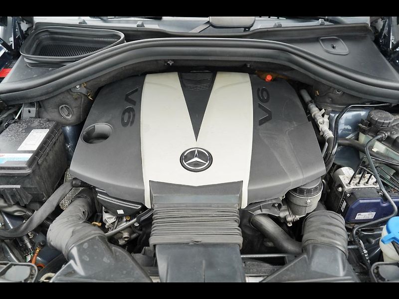 Mercedes-Benz GL 350d, 4Matic, AMG, 7míst, - fotka 10 z 50