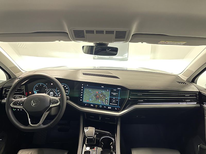 Volkswagen Touareg (2025) 3.0 TDI - Vzduch/Tažné/Matrix - fotka 29 z 30