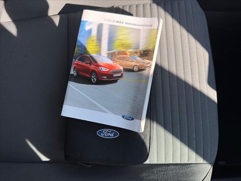 Ford C-MAX 1,5 TDCi 88kW Titanium - fotka 20 z 20