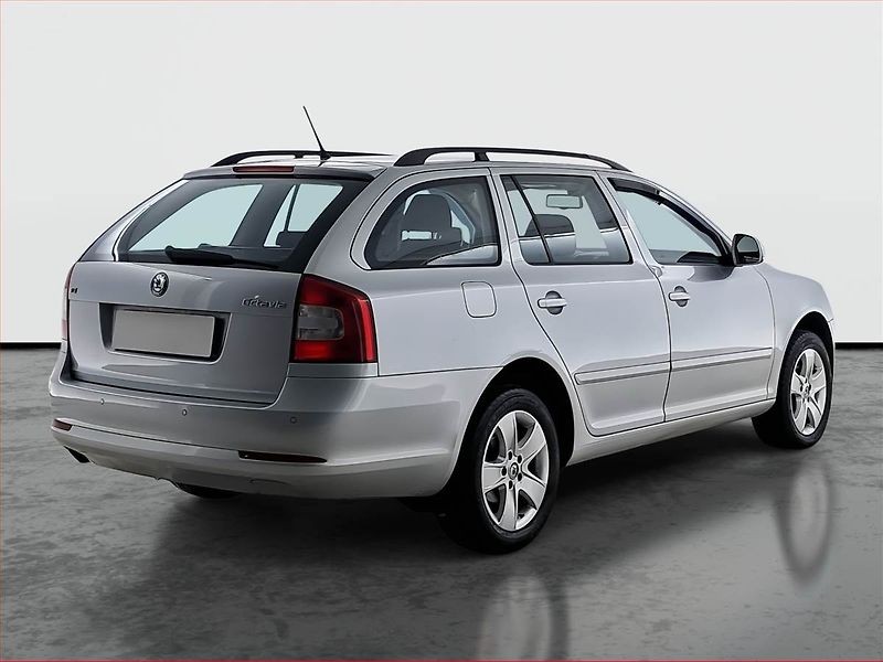 Škoda Octavia (2011) Elegance 1.9 TDI, Tempomat - fotka 5 z 20