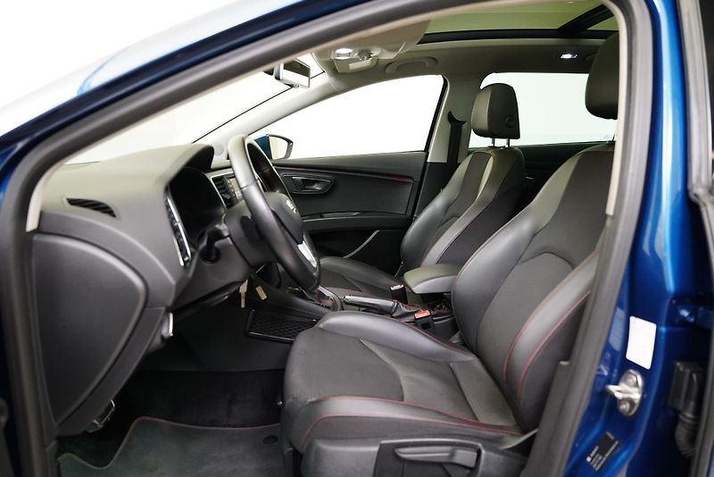 Seat Leon - fotka 11 z 27