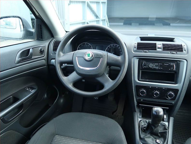 Škoda Octavia (2010) 1.2 TSI, ČR,1.maj, Serv.kniha - fotka 7 z 14
