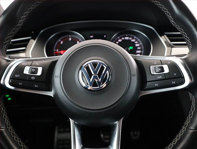 Volkswagen Arteon (2019) R-line 2.0 TDI - fotka 8 z 20
