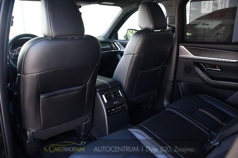 Mazda CX-80 2.5 PHEV HOMURA HUD ACC 7.MÍST - fotka 12 z 58