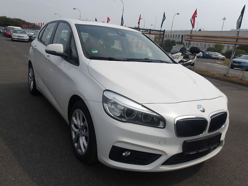 BMW Řada 2 2,0D 110kW 2xklíč - fotka 2 z 30