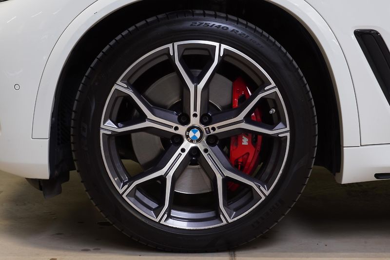 BMW X5 Xdrive40d,ČR,1.MAJ,DPH,7míst - fotka 15 z 47
