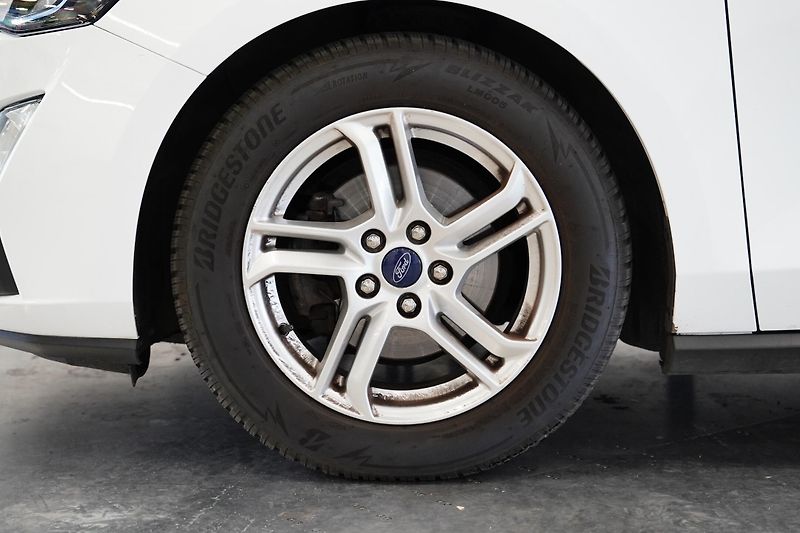 Ford Focus - fotka 10 z 27