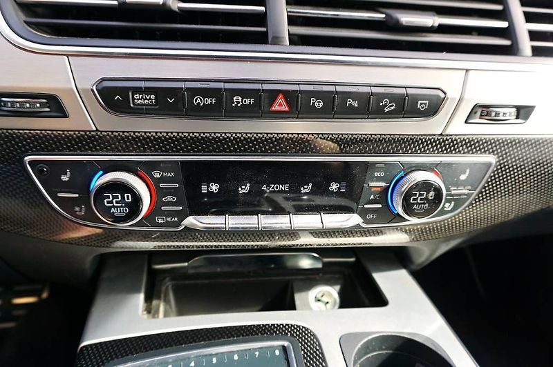 Audi SQ7 (2017) SQ 4,0 TDI V8 320 kW - fotka 37 z 55