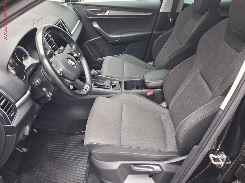 Škoda Karoq (2021) 2.0TDI 4x4, 2.maj,ČR, Style - fotka 9 z 21