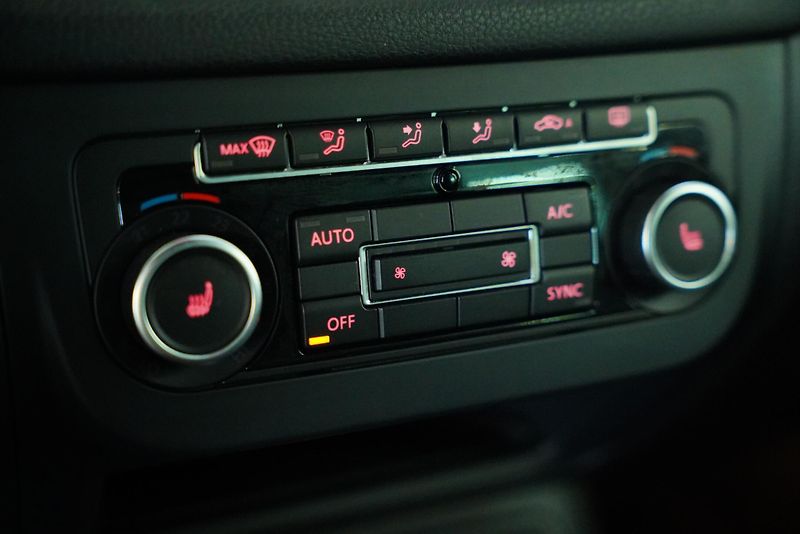 Volkswagen Tiguan - fotka 23 z 27