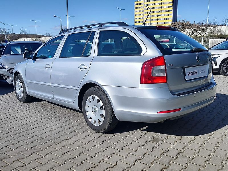 Škoda Octavia 2.0 TDi/103kW Elegance - fotka 7 z 26