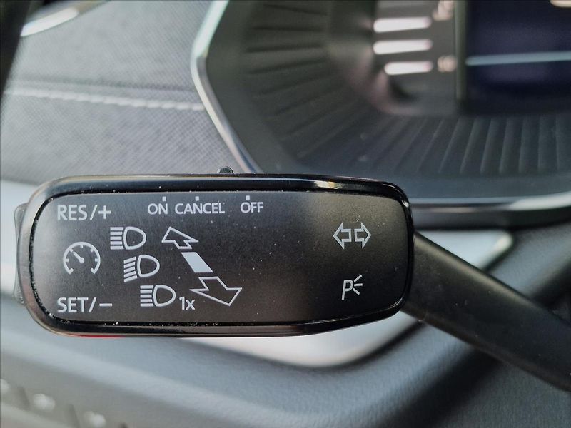 Škoda Octavia 2.0TDI Style Combi,ČR,1.Maj. - fotka 23 z 49