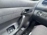 Volkswagen Caddy (2011) 1,6 TDI 55 KW STK TAŽNÉ - náhled 21