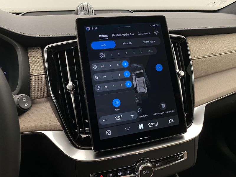 Volvo XC90 (2026) T8 AWD Plug-in BRIGHT ULTRA - fotka 43 z 77