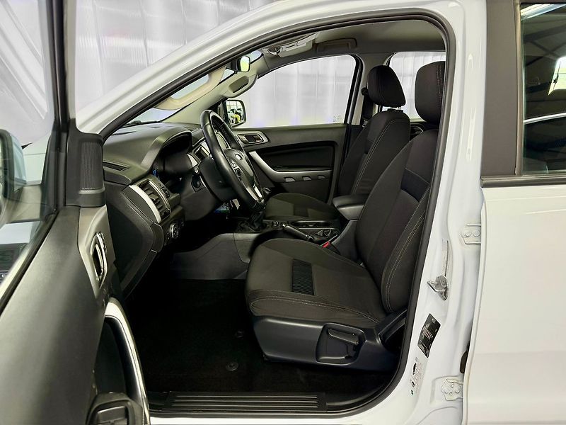 Ford Ranger 2.0 TDCi 4WD XLT DOUBLE CAB, T - fotka 10 z 24