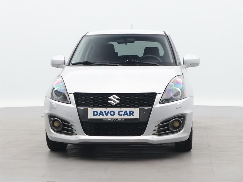 Suzuki Swift 1,6 VVT 100kW Sport CZ - fotka 2 z 30