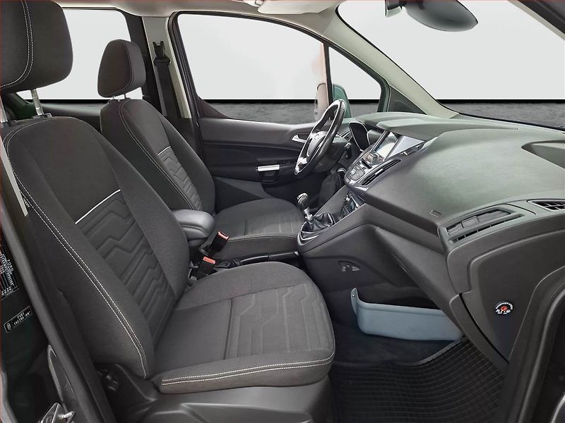Ford Tourneo Connect (2018) Titanium 1.5 TDCi, 5Míst - fotka 9 z 20