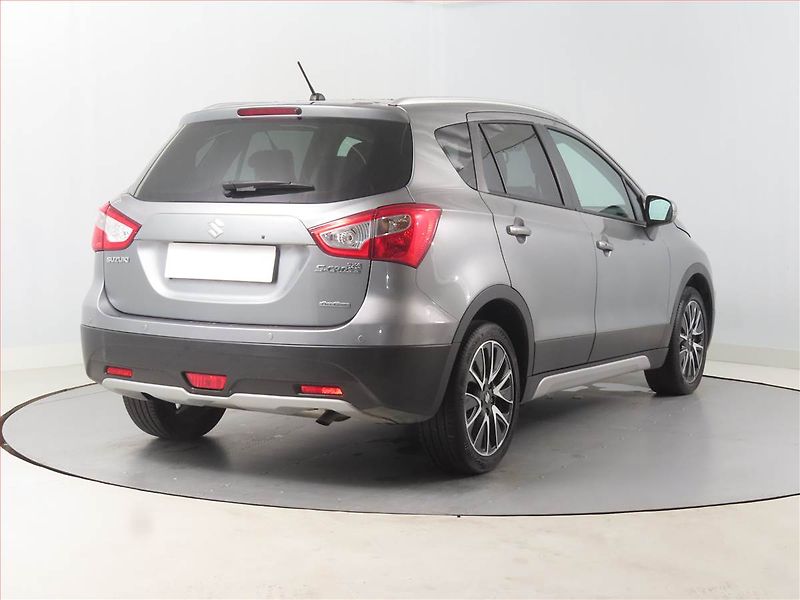 Suzuki SX4 S-Cross (2015) Premium 1.6 VVT AllGrip, 4X4 - fotka 5 z 14