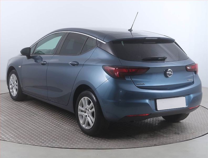 Opel Astra (2016) 1.4 T, Serv.kniha, Tempomat - fotka 4 z 13