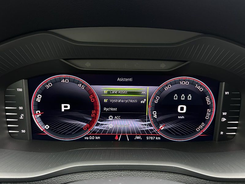 Škoda Karoq 2.0TDi 4x4 DSG 150PS Sportline - fotka 22 z 47