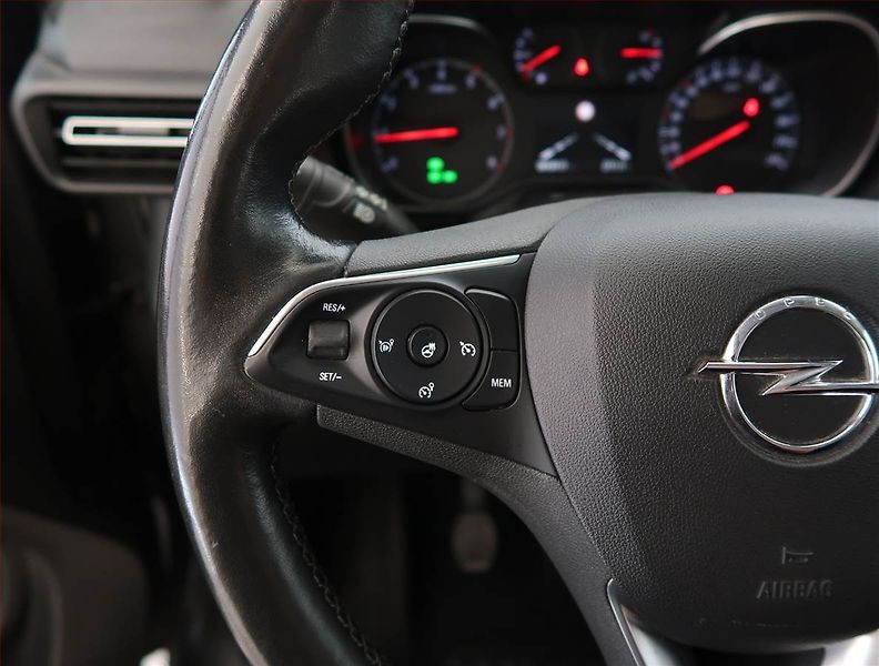 Opel Combo (2019) Enjoy 1.2 Turbo, 7Míst, 1Maj - fotka 17 z 21