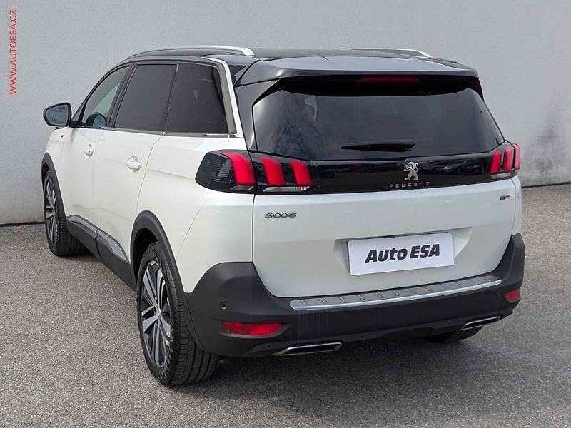Peugeot 5008 (2018) 2.0HDi 7míst, ČR, AT, LED - fotka 6 z 15