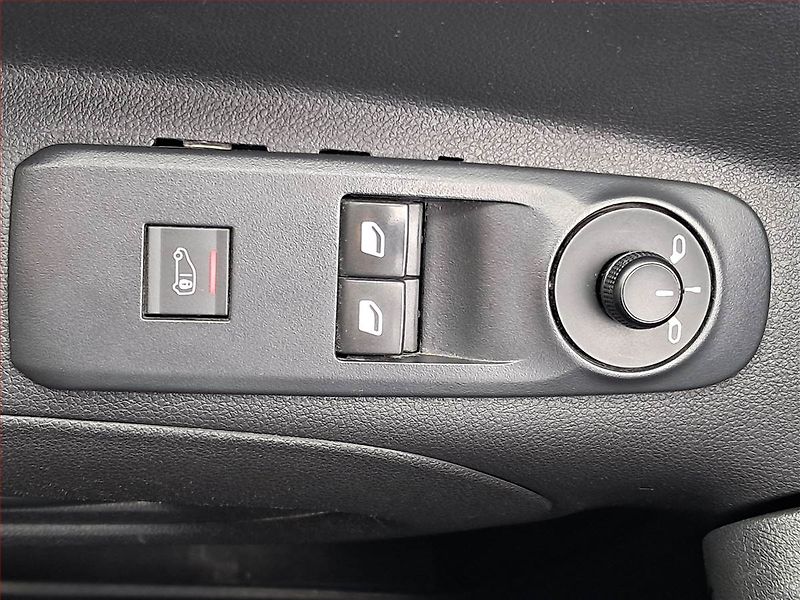 Toyota ProAce City (2021) 1.5 D4-D, ČR, 1Maj, DPH - fotka 11 z 15