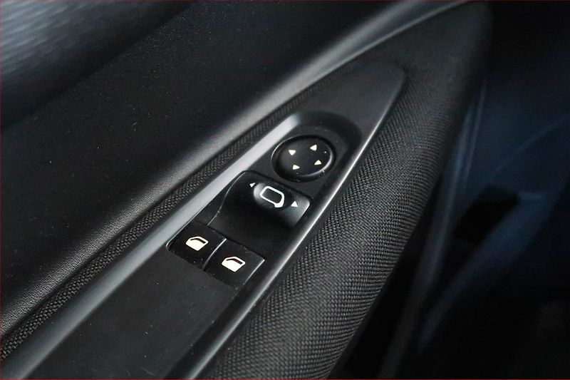 Citroën C4 (2010) 1.4 16V, nová STK, CZ doklady - fotka 14 z 14