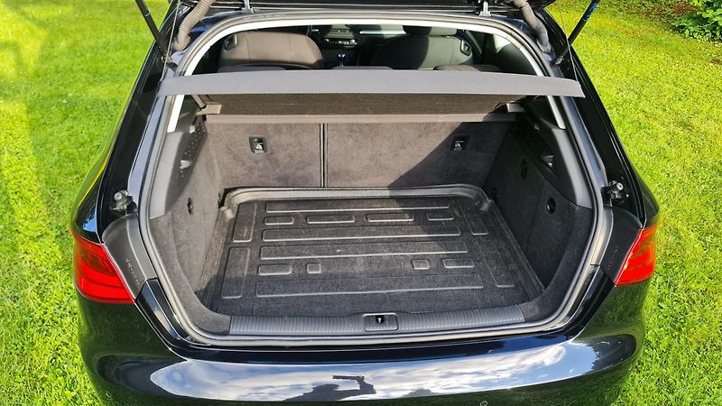 Audi A3 (2013) Sportback 1.4 TFSI 90 kW 2013 - fotka 24 z 29
