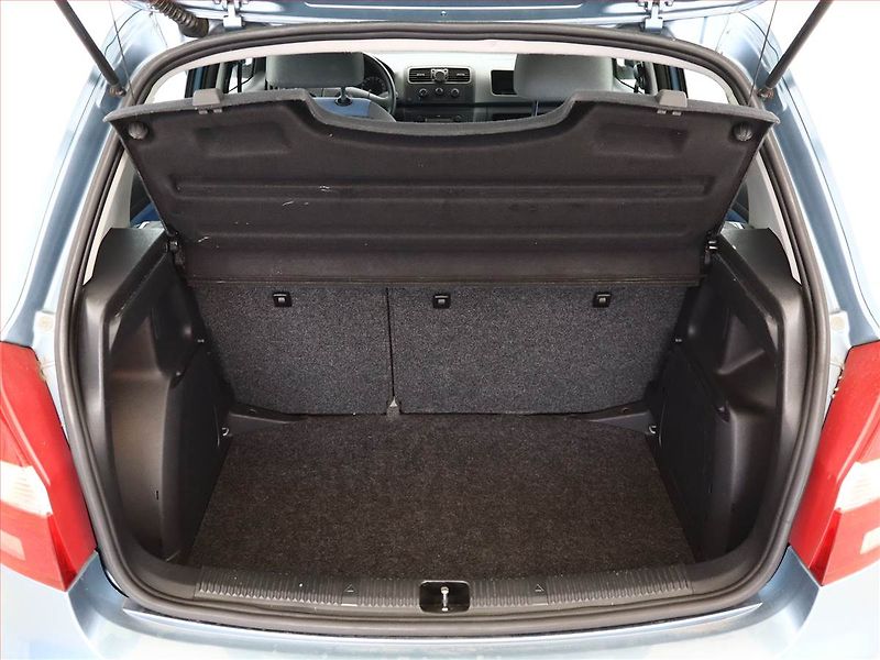 Škoda Fabia (2008) 1.2, po STK, servisované - fotka 11 z 11