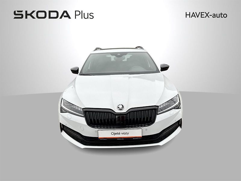 Škoda Superb (2020) Combi 2.0 TDI DSG Sportline - fotka 4 z 36