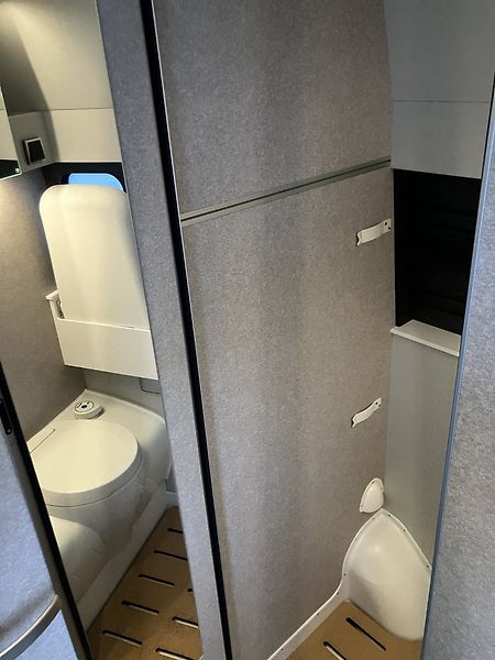 Hymer (2025) Grand Canyon S 4x4 střecha - fotka 16 z 19