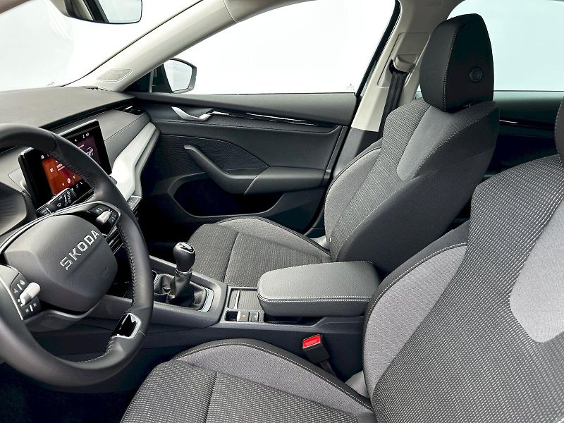 Škoda Octavia (2025) 1.5 TSI 110kW Selection - fotka 25 z 34