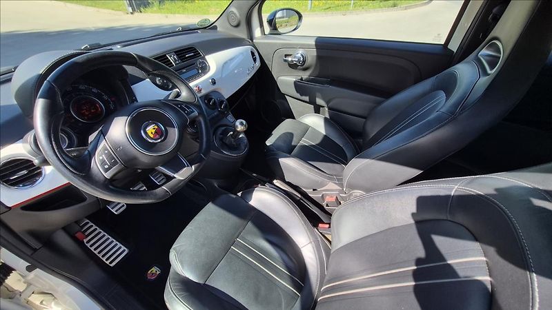 Abarth 500 1,4 500C Cabrio - fotka 12 z 20